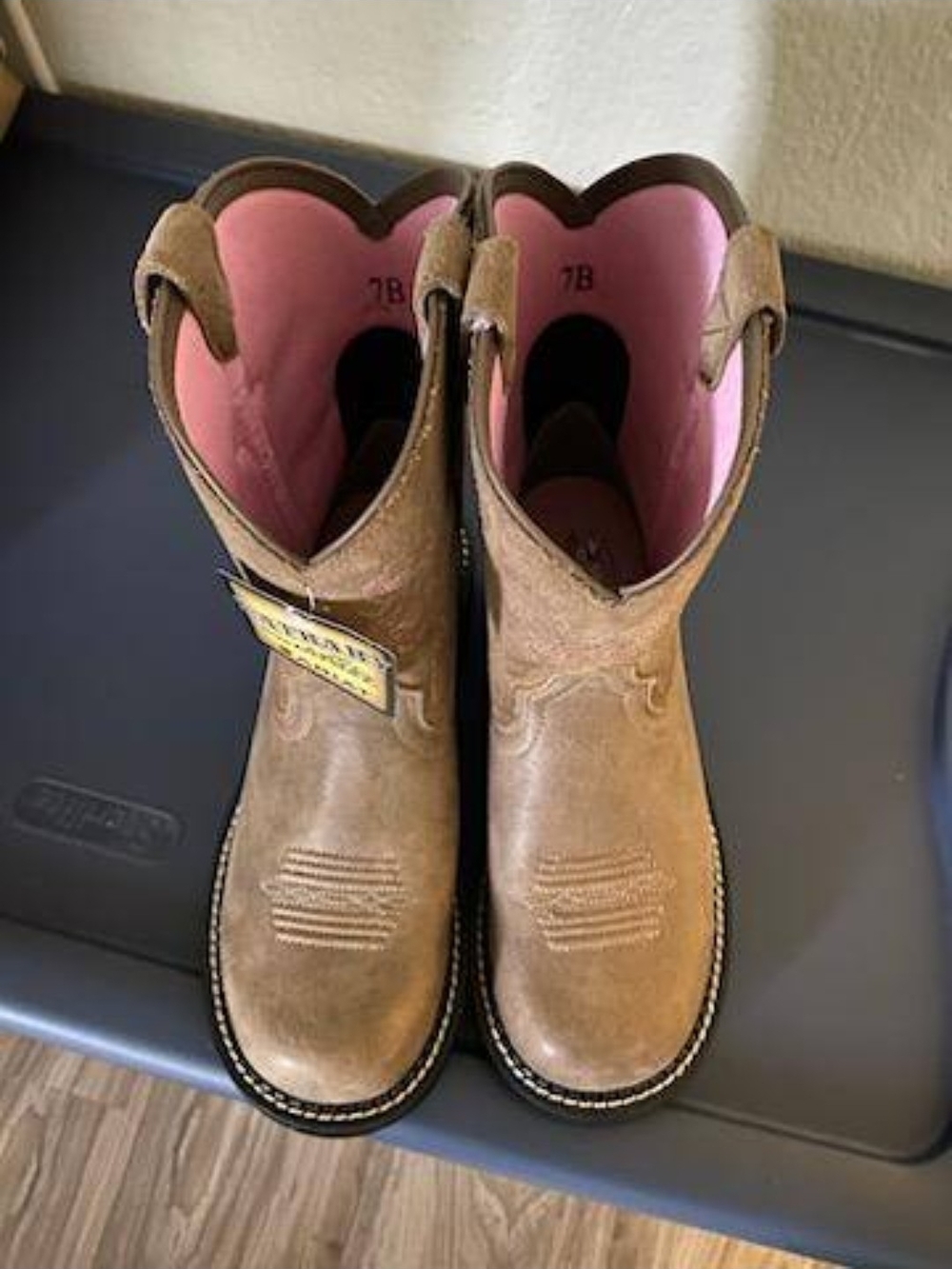 Ariat Brown Western Pull-On Boots - Pink Lining - Picture 3 of 7